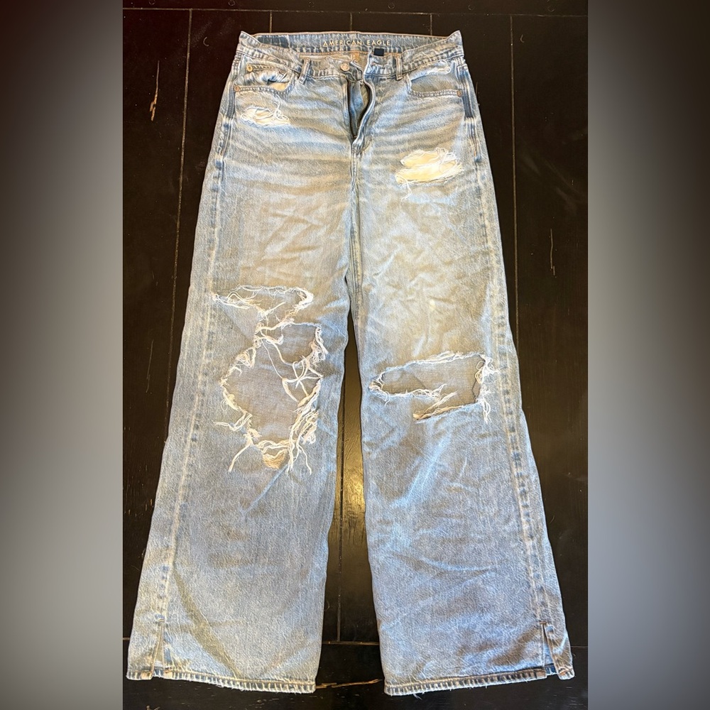 American Eagle Super High-Rise Baggy Wide Leg jeans